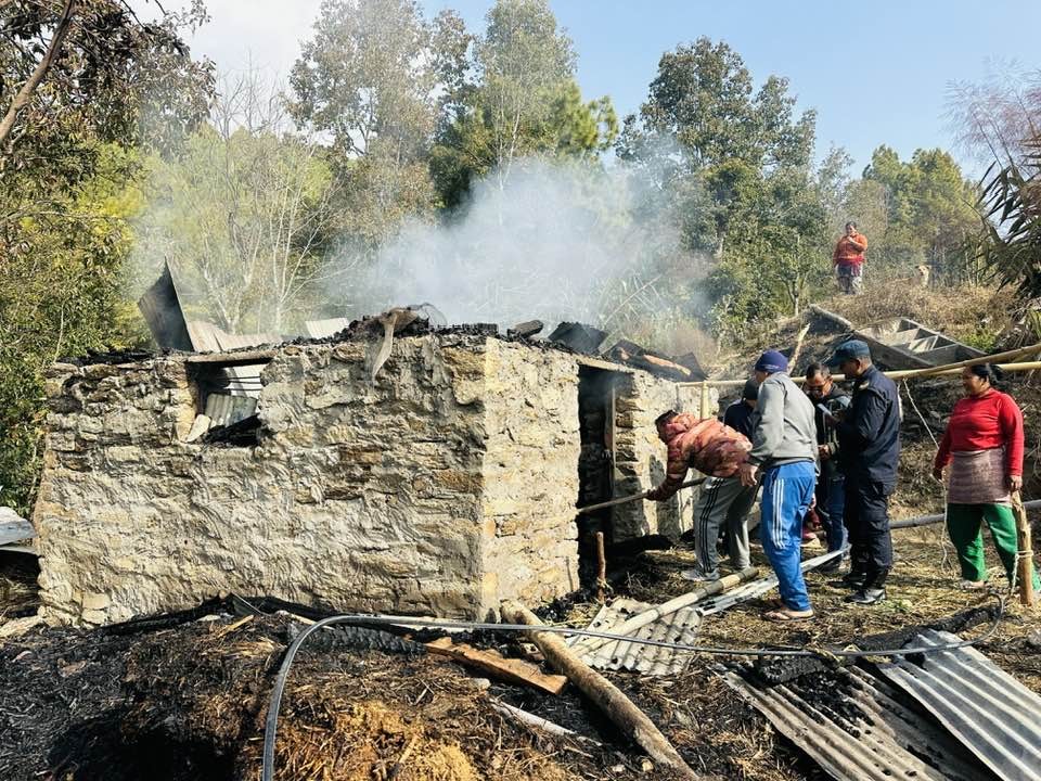 बाख्रा गोठमा आगलागी हुँदा १० वटा खसी–बोका जलेर नष्ट
