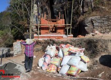 पैदलमार्ग निर्माण गर्दै तामाकोशी गाउँपालिका