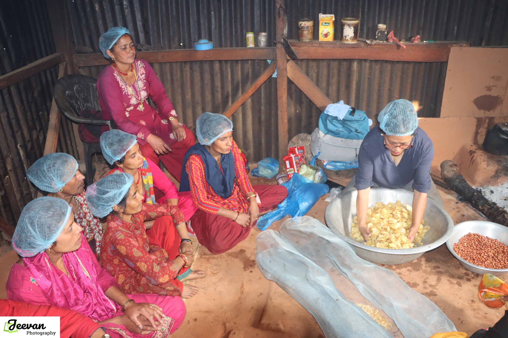 मेलुङका गृहिणीलाई आलु चिप्स तालिम