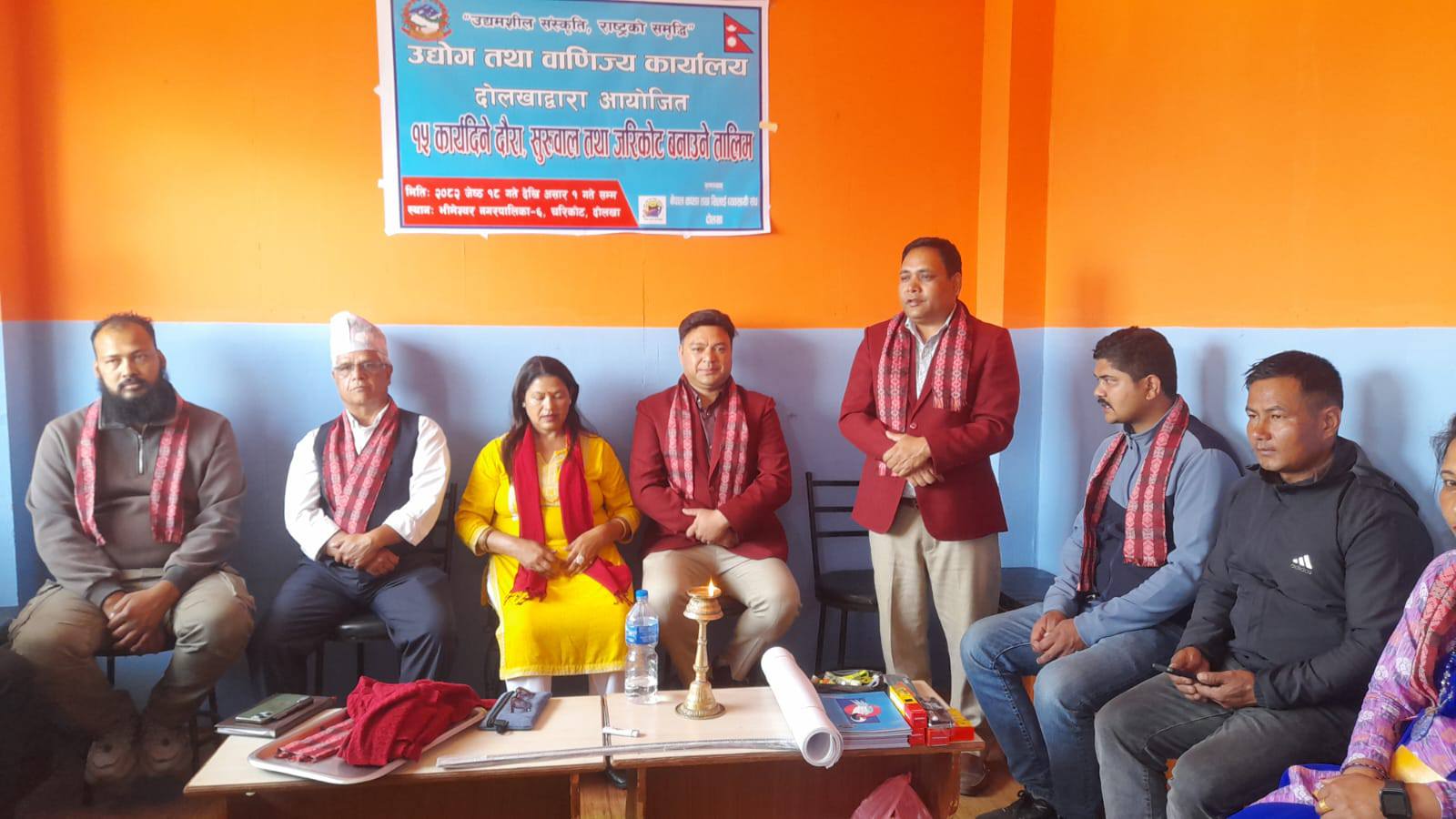 चरिकोटमा १५ दिने दौरा सुरुवाल तथा जरिकोट सिलाई तालिम सुरु