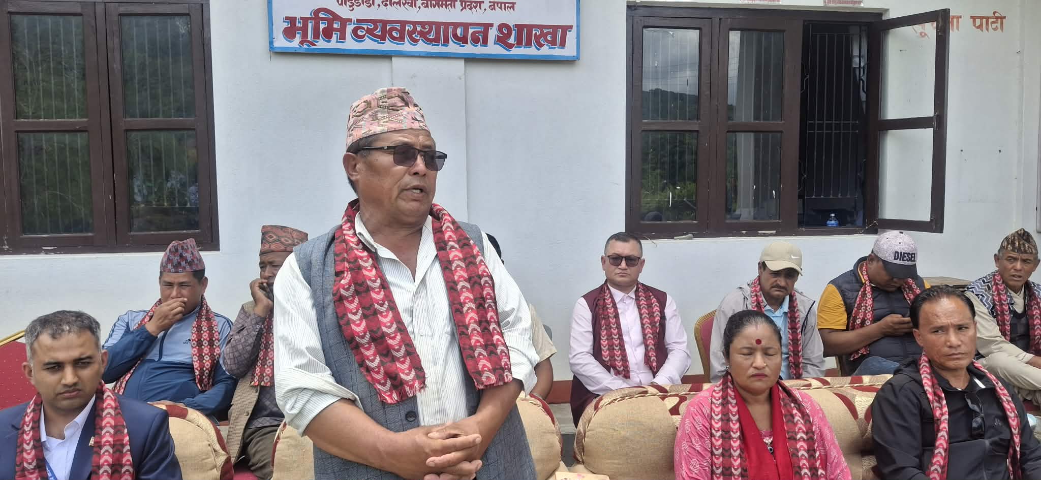 वैतेश्वर गाउँपालिकाबाटै भूमि प्रशासन सेवा सुरु, अब जग्गासम्बन्धी कामका लागि चरिकोट धाउनुपर्ने बाध्यता अन्त्य