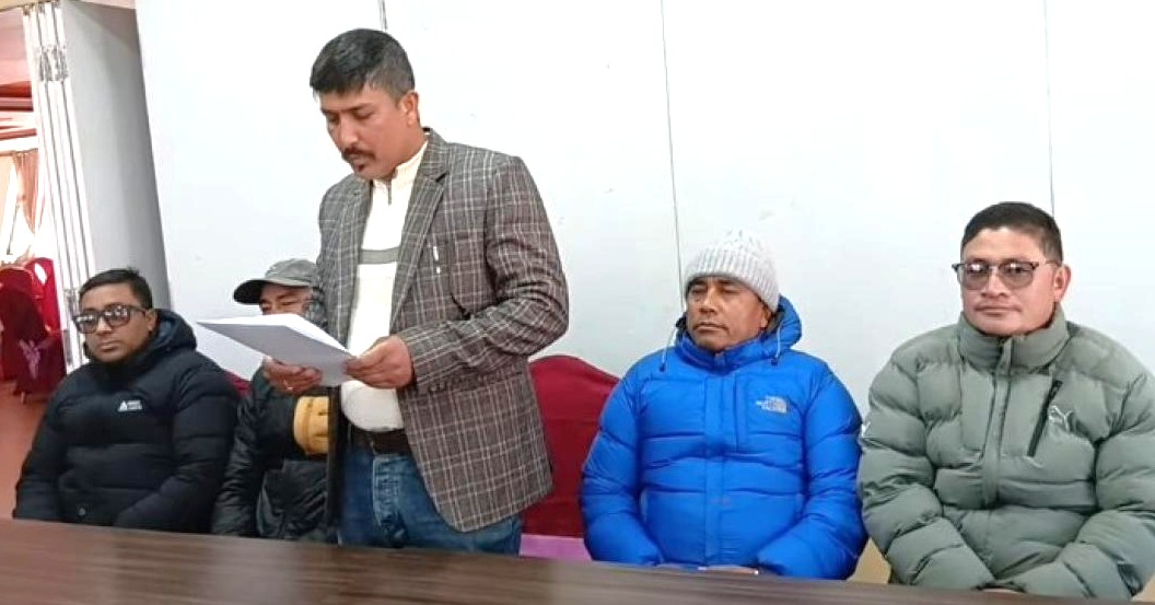 करदाता सेवा कार्यालय चरिकोटबाट अन्यत्र नसार्न उद्योगी–व्यवसायीको कडा आग्रह