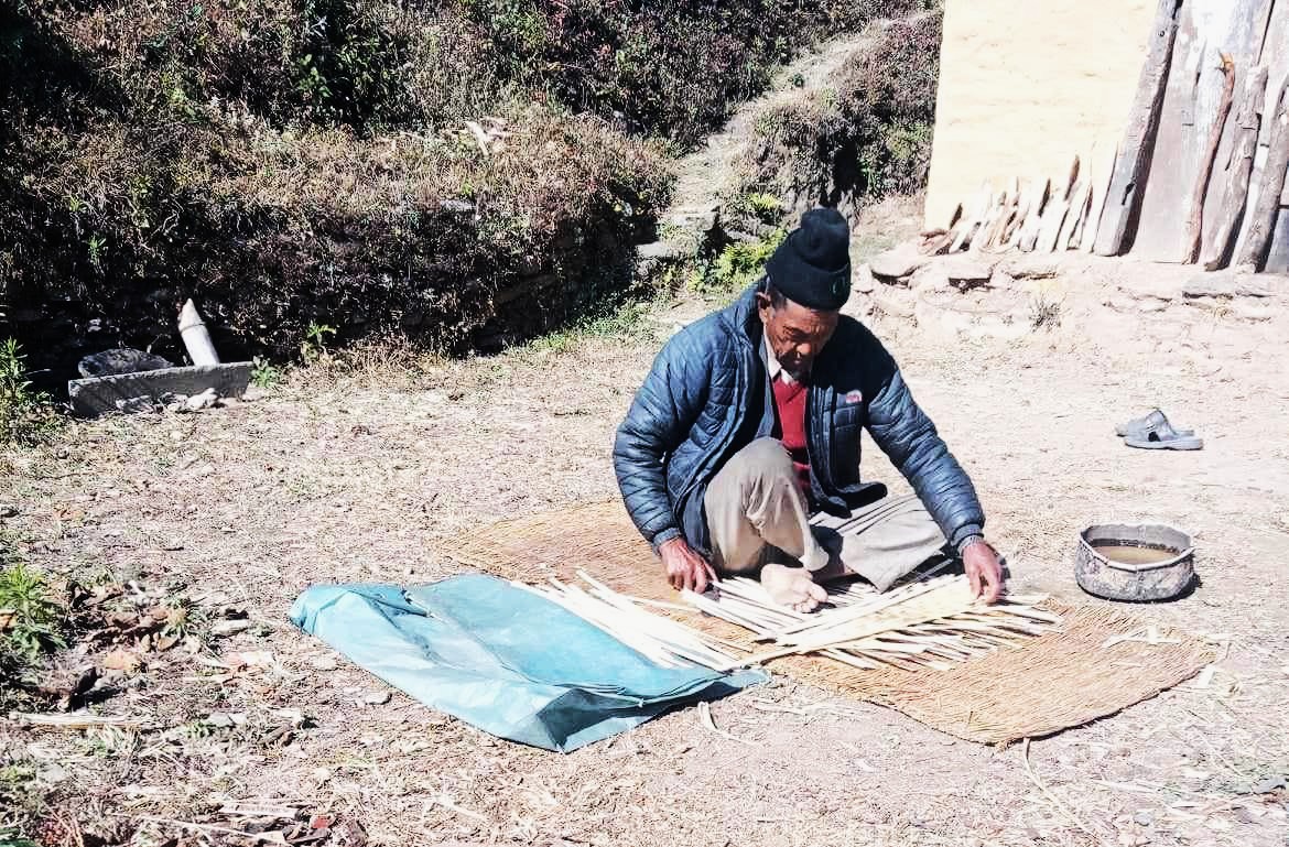 सुरेलको परम्परागत पेशा संकटमा