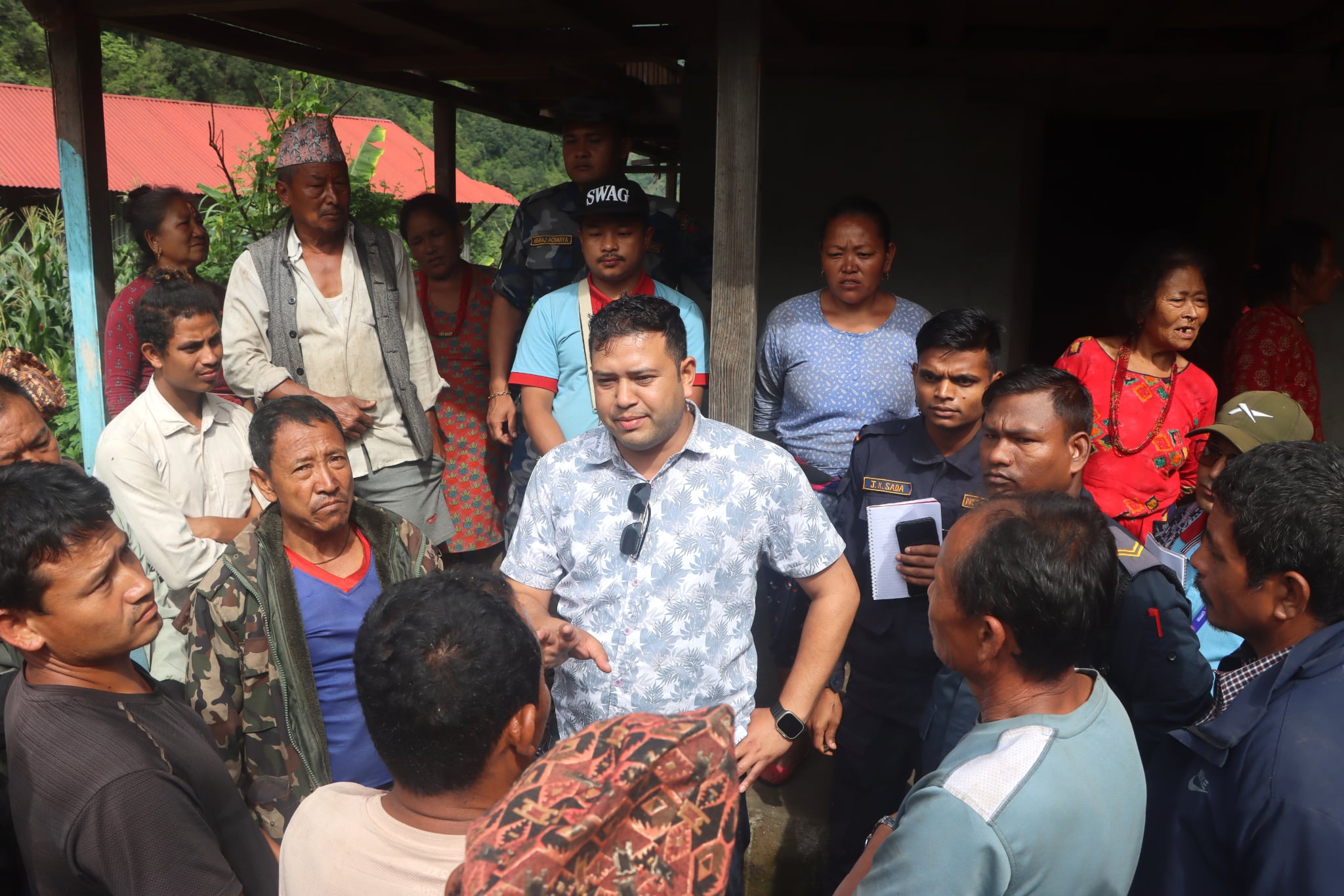 पहिरोबाट घर गुमाएकालाई पुनर्निर्माणका लागि गौरीशंकर गाउँपालिकाको ३ लाख सहयोग