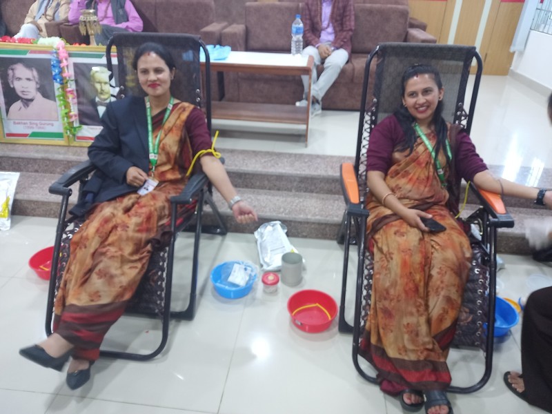 मिलीजुली कालिञ्चोक साकोसको स्थापना दिवसमा रक्तदान