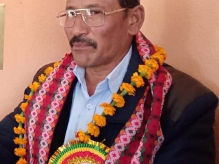 नेकपा एमाले दोलखाको अध्यक्षमा नरबहादुर श्रेष्ठ विजयी