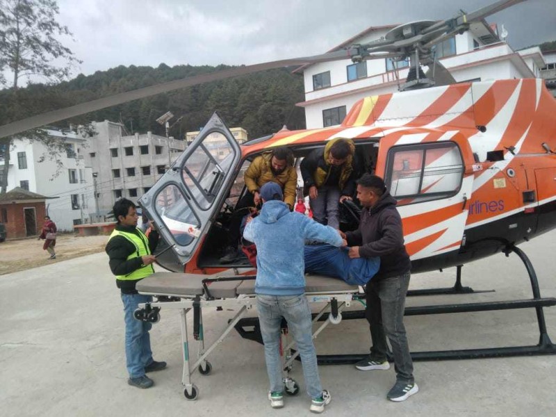 लामाबगरमा मृत्यु भएकालाई चरिकोटमा र घाईतेलाई थप उपचारको लागि काठमाडौ 
